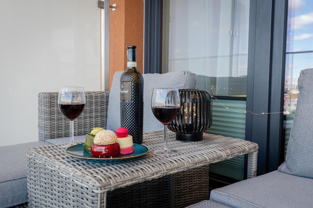Apartament Mateo Inn Krasków Εξωτερικό φωτογραφία